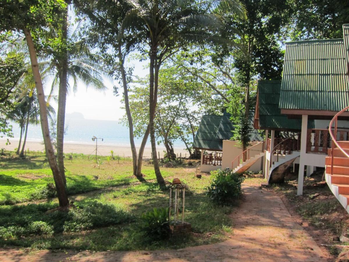Cameron Island Resort Ko Sukon Exterior photo