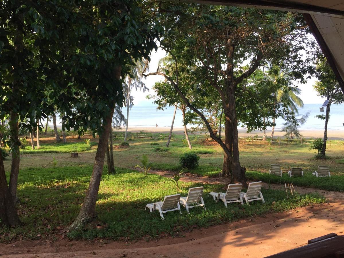 Cameron Island Resort Ko Sukon Exterior photo
